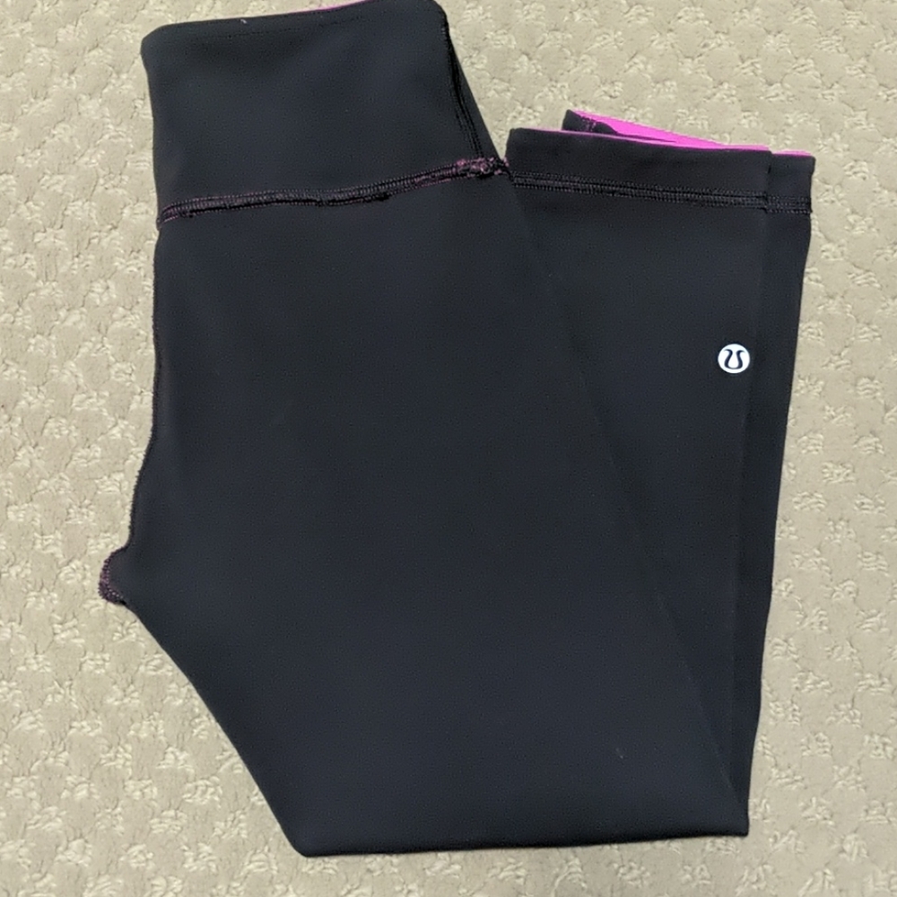 Lululemon wunder under crops